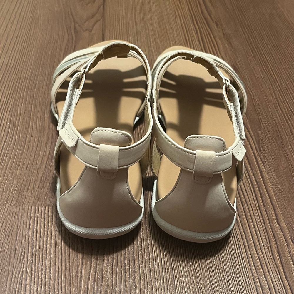 Easy Spirit Leia Adjustable Ankle Strap Sandals - Picture 9 of 11